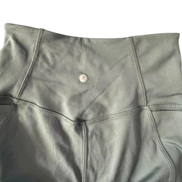 Danskin Green High-Waisted Leggings - Size XS - Picture 4 of 6